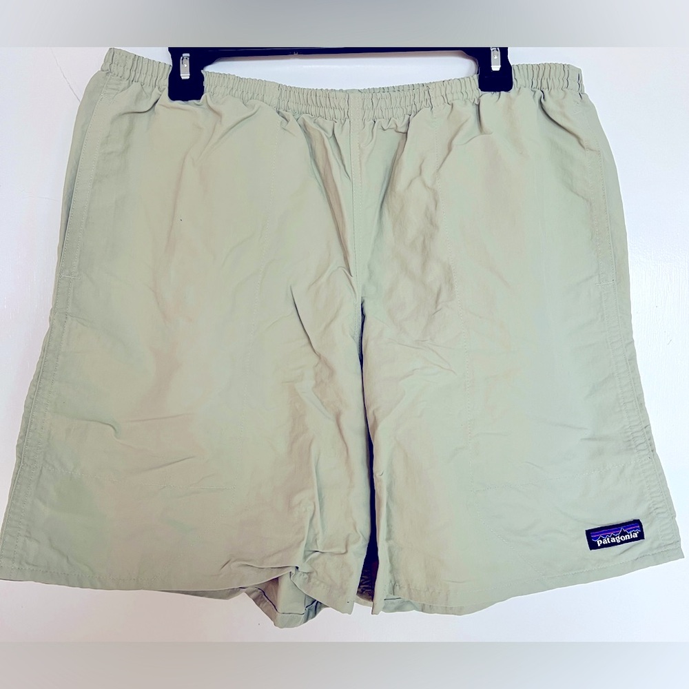 Patagonia M’s Baggies - XL - Light Green/Yellow